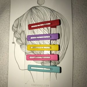 Hair clips